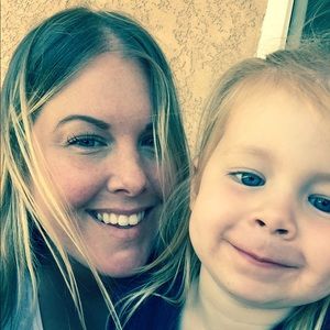 Meet your Posher, Cassandra